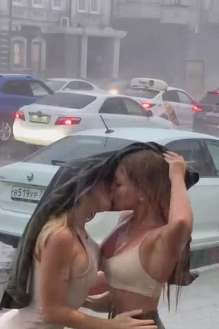 Bra Couple Girlfriends Girls Kissing Lesbians Outdoor Wet clip