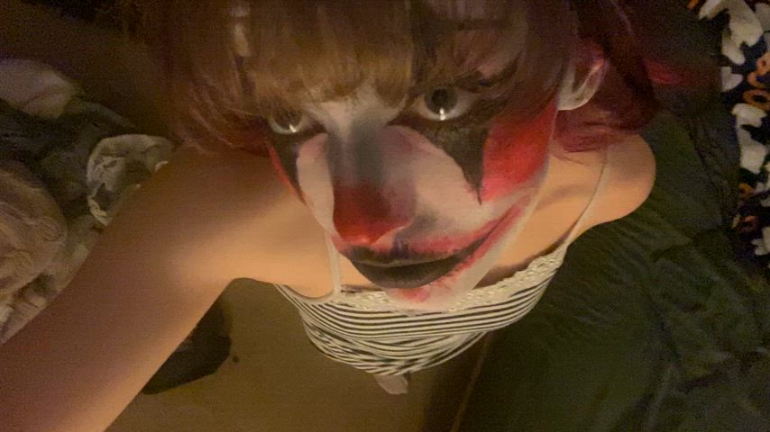 i know you want some of this clown girl ass 