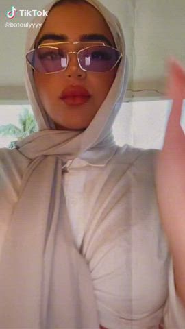 Dress Hijab Tight clip