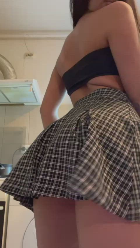 amateur ass blonde clip