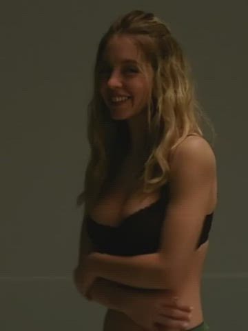 Sydney Sweeney On/ Off