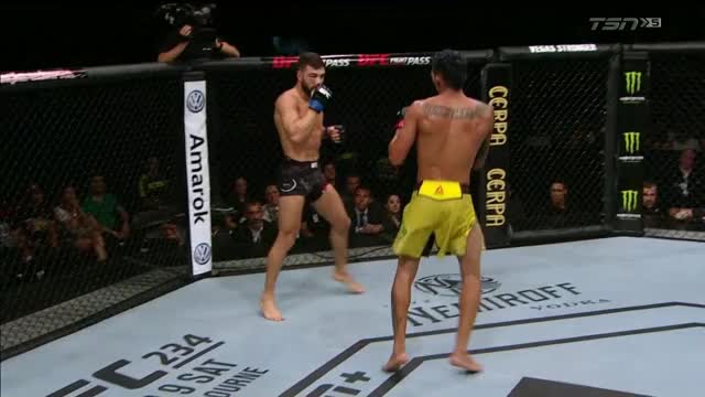 Charles Oliveira vs. David Teymur - UFC on ESPN+ 2