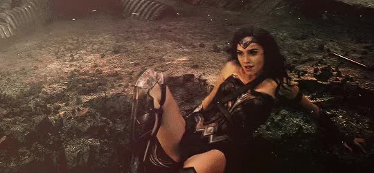 Sexy-Gal-Gadot-Wonder-Woman-GIF-8