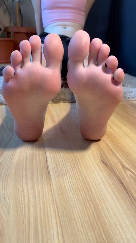 Cute Soles Toes