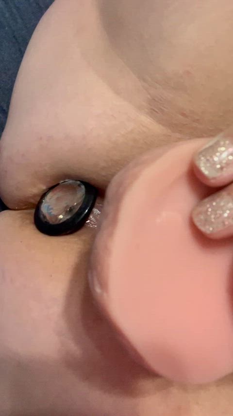 Butt plug shenanigans and a wet messy pussy