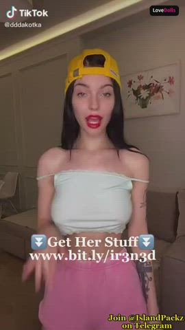 OnlyFans TikTok Wet Pussy White Girl clip