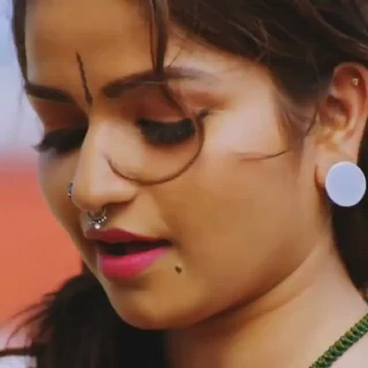 Nithya Ram hot face expressions