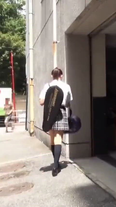 cumshot teen schoolgirl clip