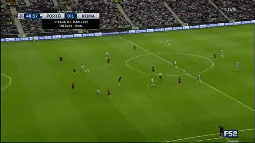 FC Porto-Roma 0-1 Vermaelen rouge