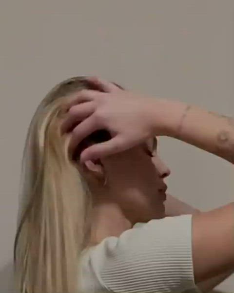 argentinian ass blonde clip