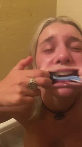 fish hook brushing teeth