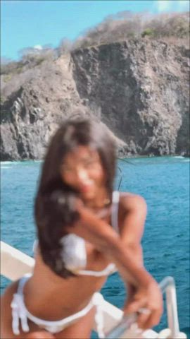 babe bikini brazilian celebrity ebony goddess clip