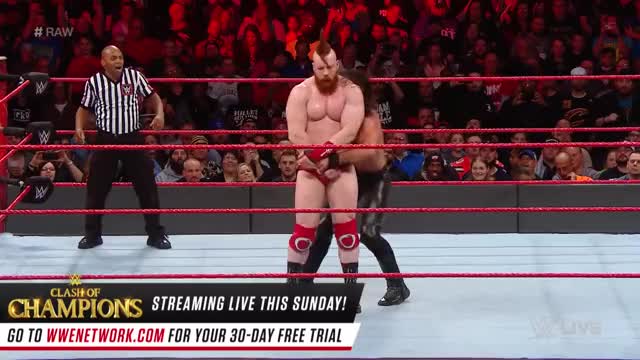 Seth Rollins vs. Sheamus: Raw, Dec. 11, 2017