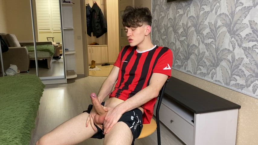 18 years old amateur big dick cumshot cute masturbating onlyfans student teen twink