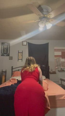 bending over dress tight ass pawg clip