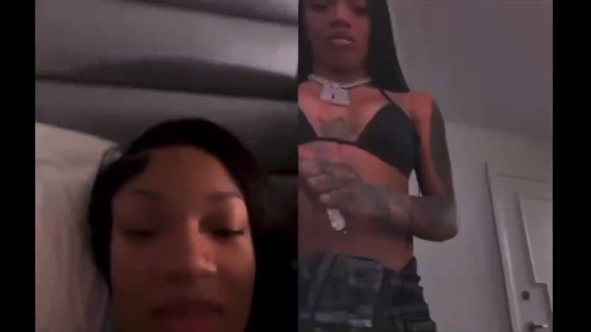 ebony nipslip topless clip