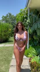 Babe Bikini Model Swimsuit clip