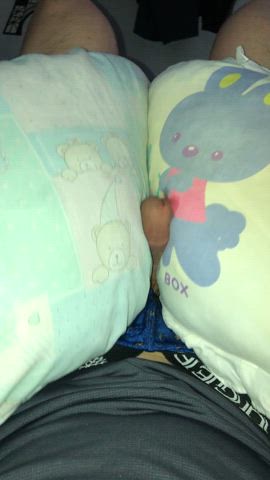 Masturbating Asian Pillow Humping, old design is still hot