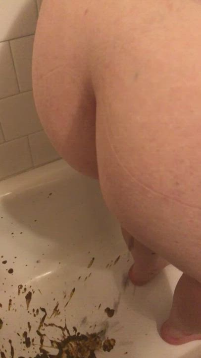 Found some old videos of wifey pooping since some enjoy as much as me 😉. This