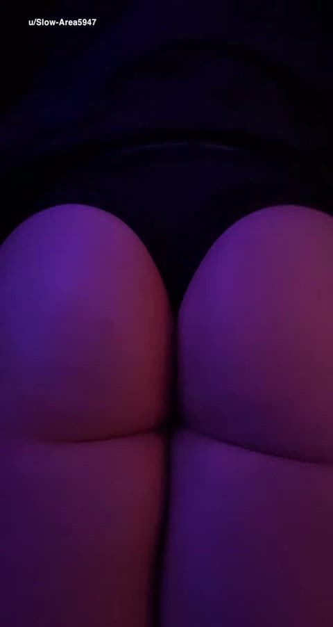 Would you creampie my ass ? 😍