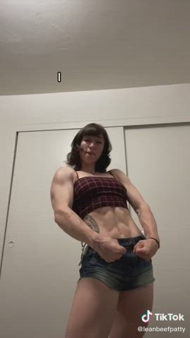 abs fitness muscles muscular girl tiktok clip