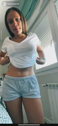 boobs nipslip tiktok clip