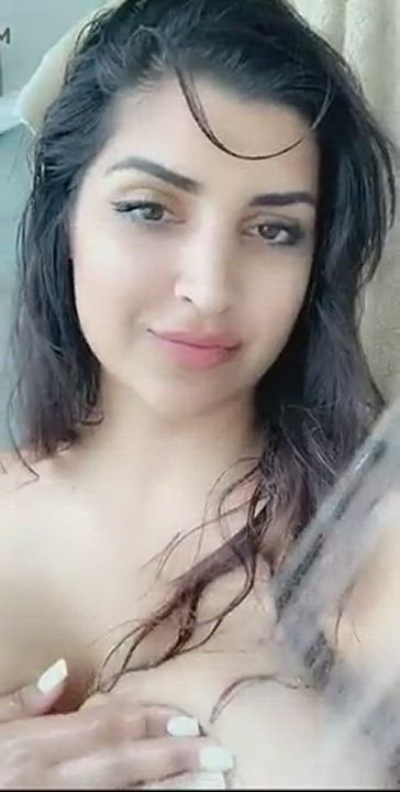 Incredible Very Sexy BIG B00Bies Paki Babe Taking Shower | Link in Comment