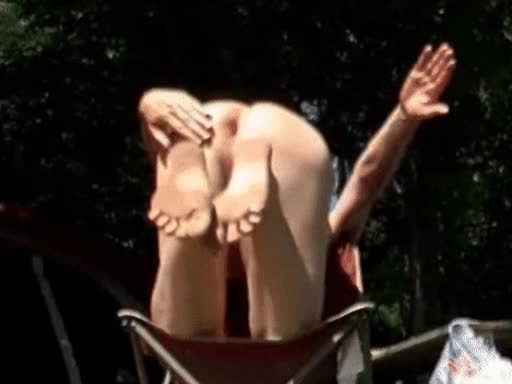3D wigglegram gif - self-spanking at a campground by Mark Heffron