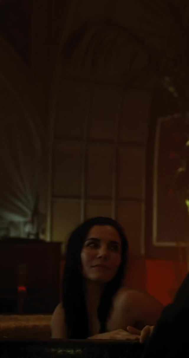Martha Higareda in Altered Carbon (TV Series 2018– ) [S01E09] - Cropped