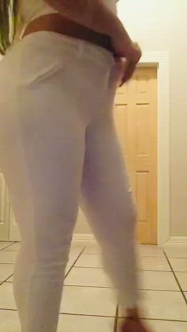 Booty Thick Tongue Fetish clip