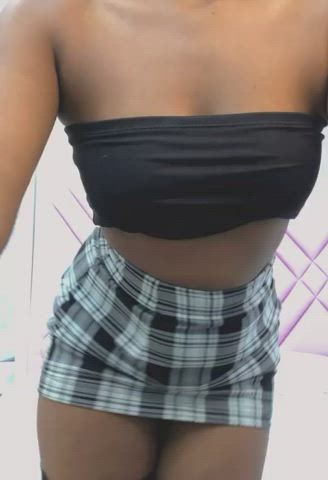 18 Years Old Camgirl Colombian Dancing Ebony Skirt clip