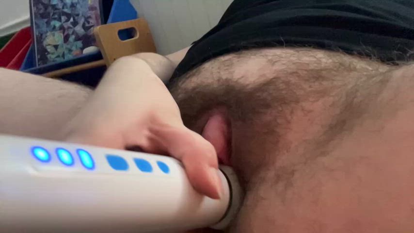 Stretching my boycunt with the head of my magic wand