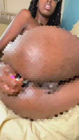 anal ass bubble butt butt plug caption censored ebony masturbating clip