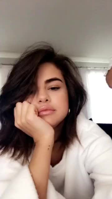Selena - 30