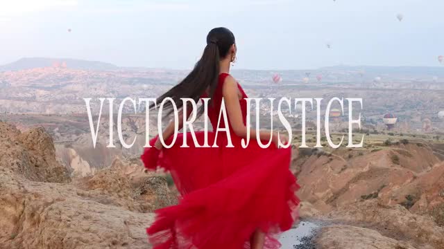 Victoria Justice - Behind-the-Scenes with Victoria Justice for Modeliste Magazine,