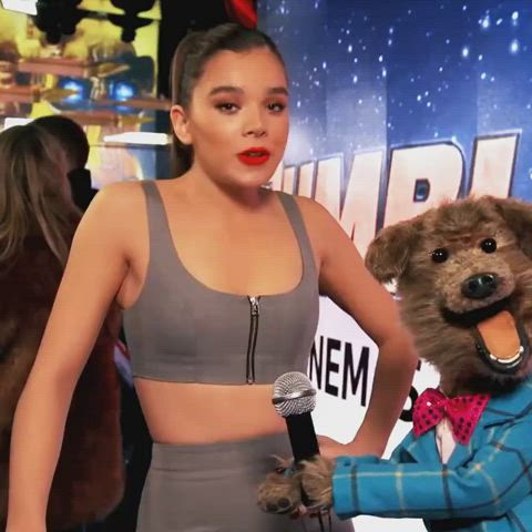 belly button hailee steinfeld sexy sexy voice clip