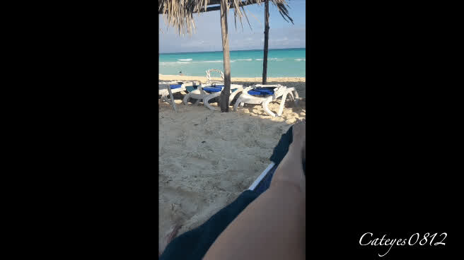 beach flashing public pussy pussy lips solo clip