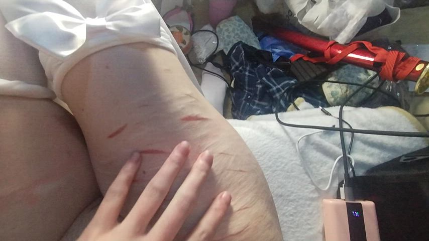 legs pussy thighs clip
