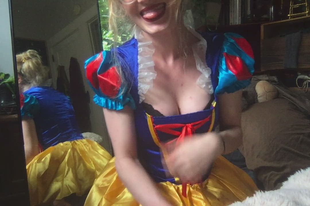 Blonde and busty Snow White, anyone? :) (OC)