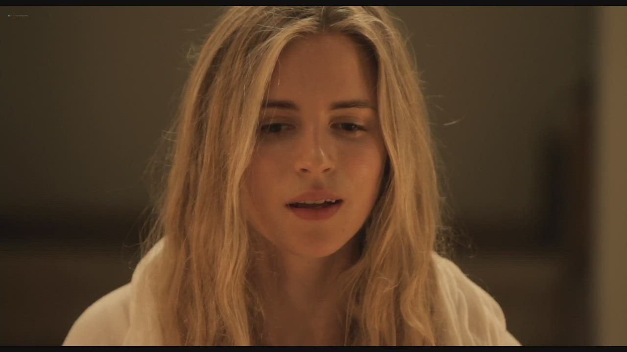 Testing - Brit Marling - Sound of My Voice (US2011)