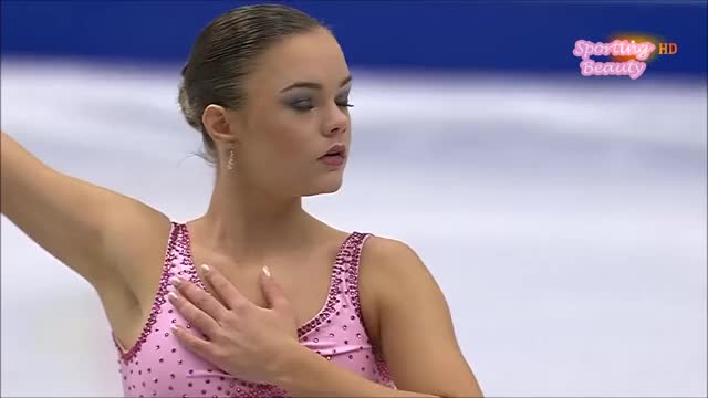 Loena Hendrickx - cute figure skater. She is pink silk