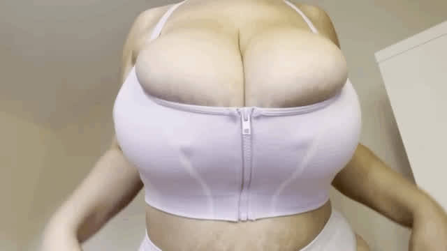 boobs huge tits natural tits clip