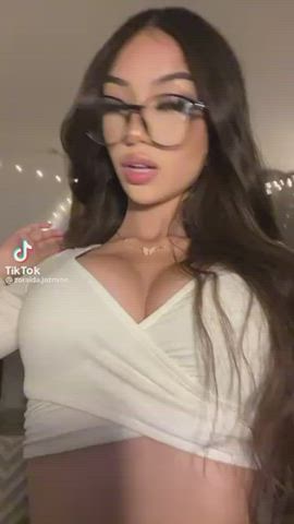 cleavage close up glasses clip