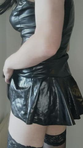 Do you like my new cute dress?