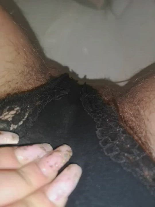 Pee through my panties ?‍♀️?