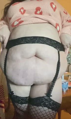Nerdy Fat Goddess Available right now! Make sure to check me out!~ GFE/Mommy Experiences