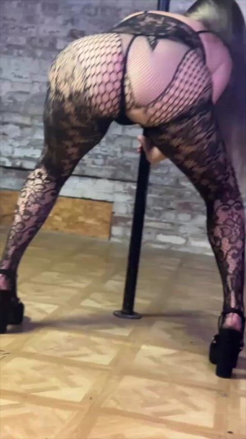 ass big ass dancing milf onlyfans pole dance solo tattoo tease twerking clip