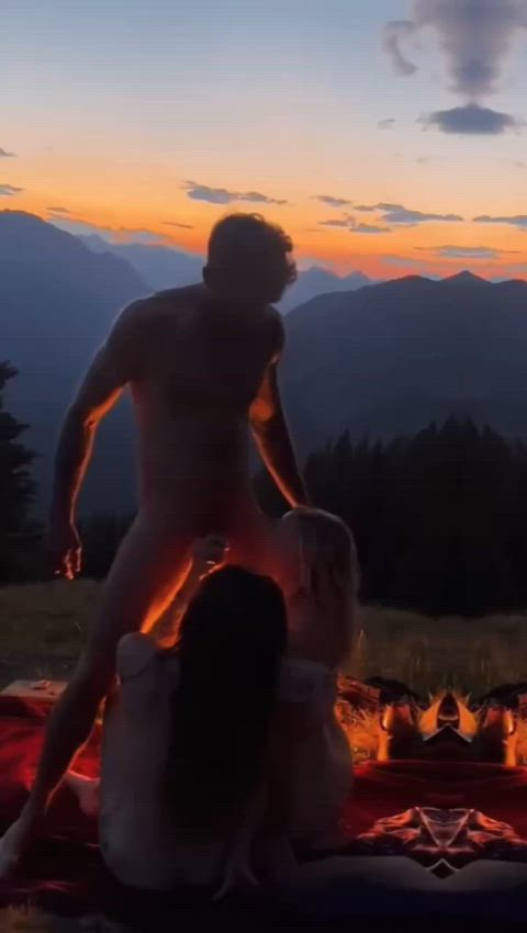 Just a mountain side threesome