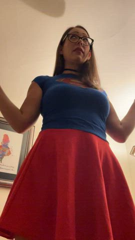 babe brunette cougar homemade milf skirt superheroine clip