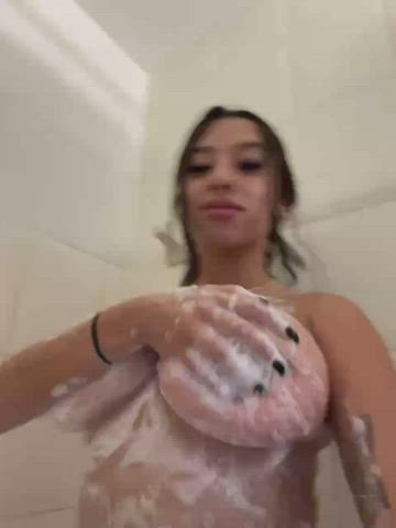 OnlyFans Shower Tits clip